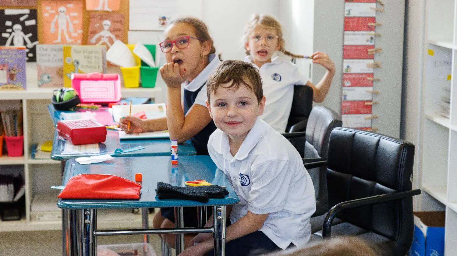 DIS Elementary students in a class.